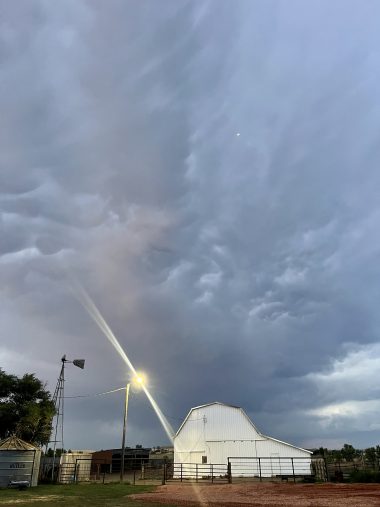 Storm rolling in - SkySpy Photos, Images, Video